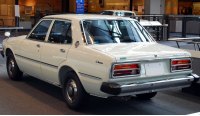 Corona Т100, sedan, pogled iza