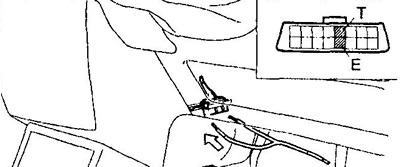 4. С помощью спецприспособления перемкните выводы «Т» - «Е» («5» - «13») диагностического разъема.