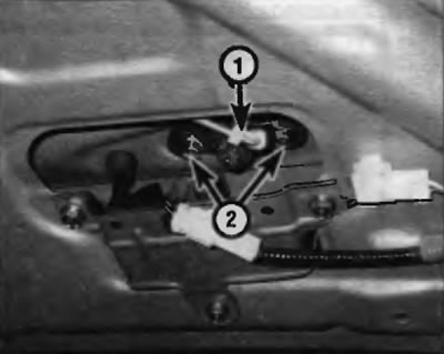 Рис. 22.8. Элементы цилиндра замы двери багажного отдаления