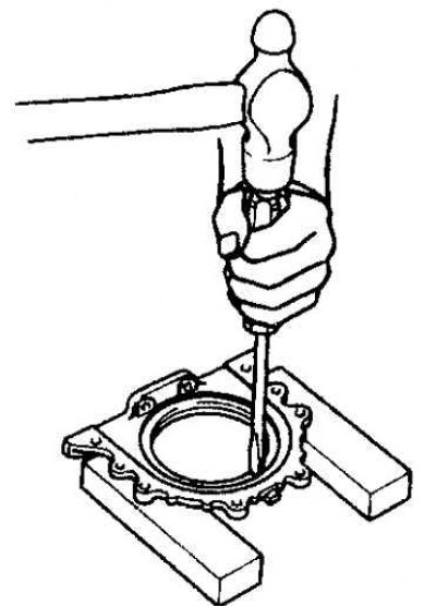 Внимание! Открытую часть поддона закройте чистой ветошью, чтобы не попали остатки уплотнения во…