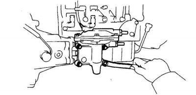 1. Отсоедините вакуумные шланги.