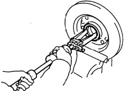 а) С помощью специнструмента извлеките сальник из ступицы.