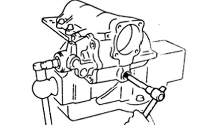 4. С помощью специнструмента отверните гайку направляющей плунжера. Снимите пружину, плунжер и…