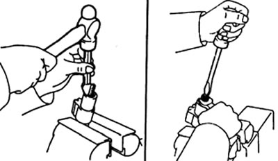 в) Установите и затяните новую контргайку, затем зачеканьте контргайку.