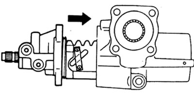 в) Вставоте узел управляющего клапана в корпус рулевого механизма, как показано на рисунке.