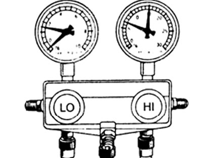 Пониженное давление во всей системе (недостаточное охлаждение, пузырьки в сервисном окошке).