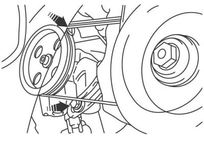 Рис. 13.17. Расположение шарнирного и зажимного болтов крепления насоса усилителя рулевого…