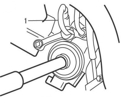 Рис. 13.18. Выворачивание штуцера нагнетательного шланга (1) от насоса усилителя рулевого управления